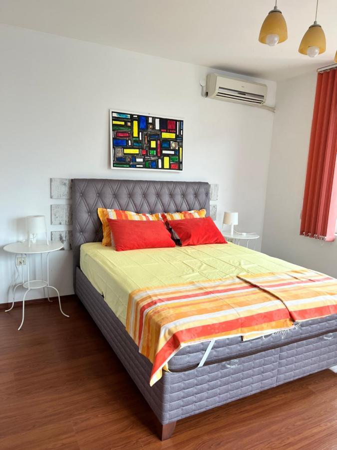 Milos Apartments Pomorie Exteriér fotografie