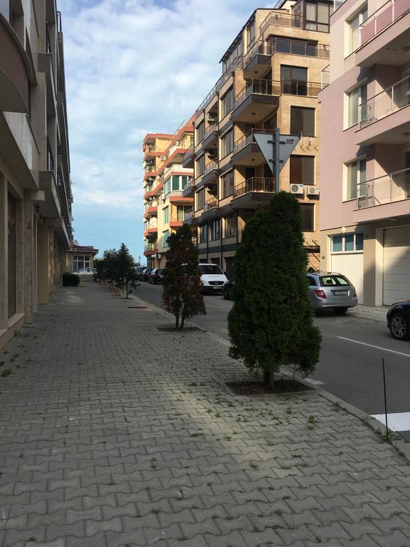 Milos Apartments Pomorie Exteriér fotografie