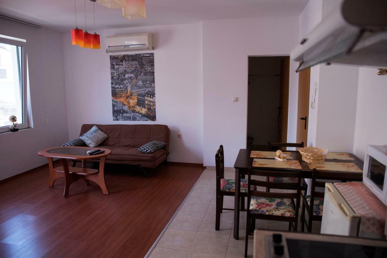Milos Apartments Pomorie Exteriér fotografie